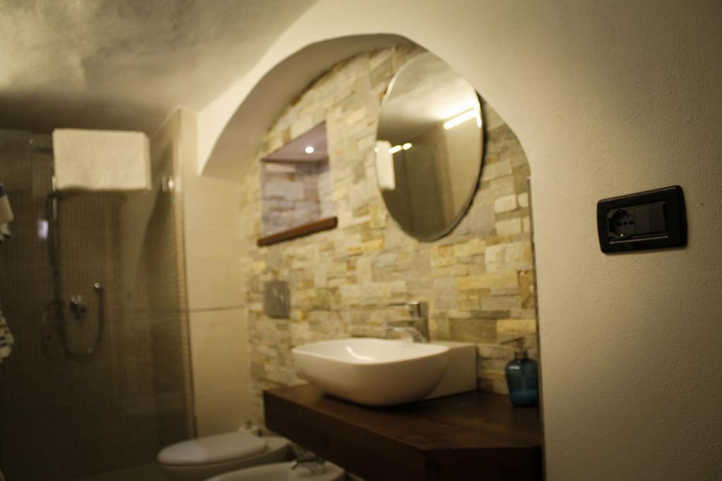 La Casa Dei Gatti Bed & Breakfast Limone Piemonte Bilik gambar