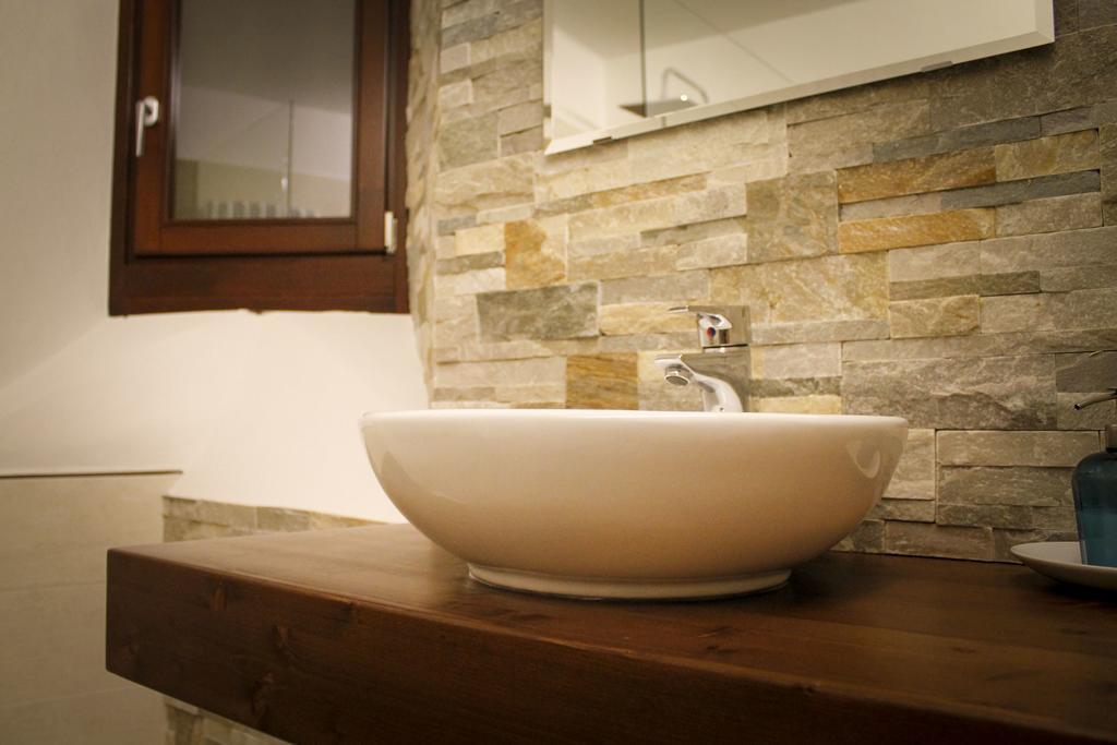 La Casa Dei Gatti Bed & Breakfast Limone Piemonte Bilik gambar